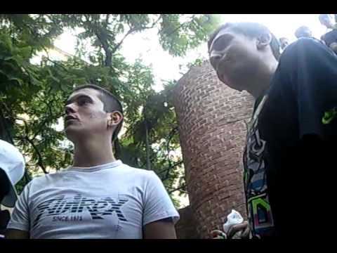 batalla gallos en  la marina 2010  azan vs 3 de ases.