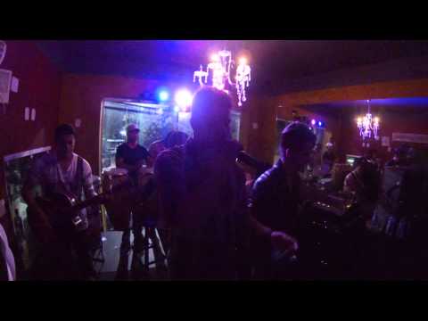 felipe contti participação de milsinho veloso Bar Pub Revolver 12/10/2013