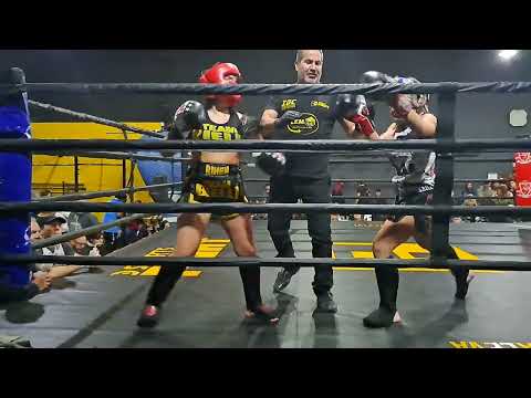 INVICTUS DELUXE II Abril Manzanel II Kick Boxing Amateur