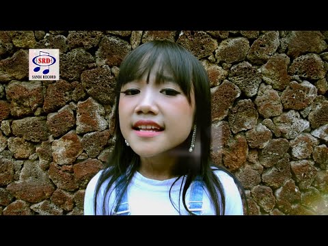 Zainatul hayat ina permatasari egois official