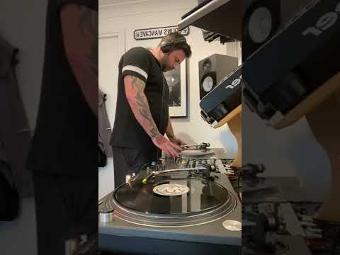 Col Bell b2b DJ Sid, happy hardcore classics mess about@happyhardcore95to99