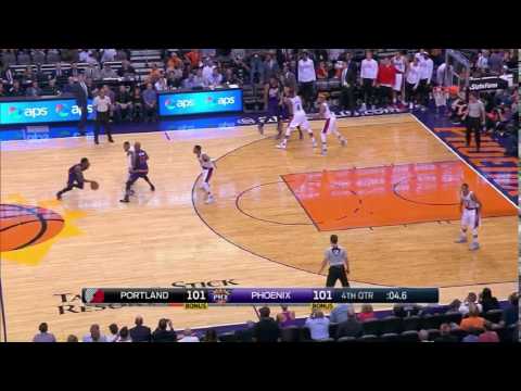 Eric Bledsoe with huge bucket over Blazers
