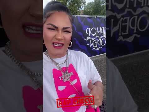 SHIRIN DAVID rettet KITTY KAT aus der Deprission #Shorts