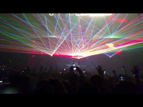 Frontliner Intro + Anthem @ Reverze 2011 - The Call Of The Visionary (HD)