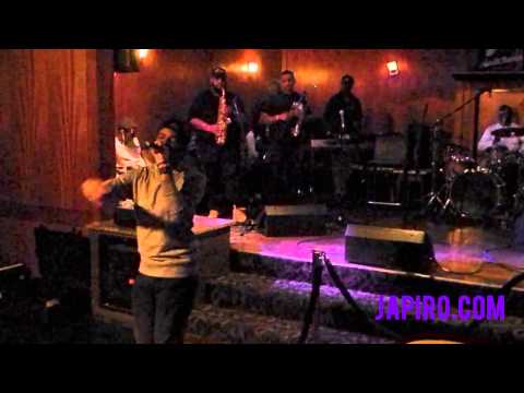 JAPIRO - SELECT LOUNGE PERFORMANCE