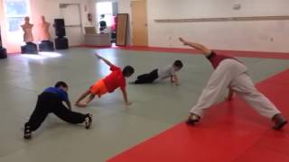 preview picture of video 'Kids Wrestling At Full Circle Martial Arts - Marlton, NJ'