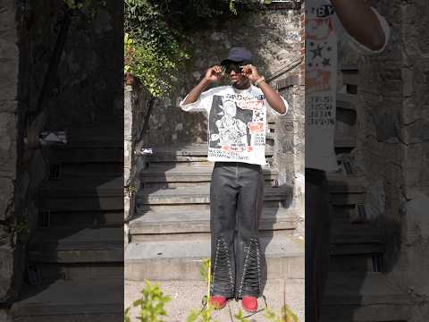 Walking safely out the #bronx after a successful show 😎 #poptheballoon #tour #viral #newyork