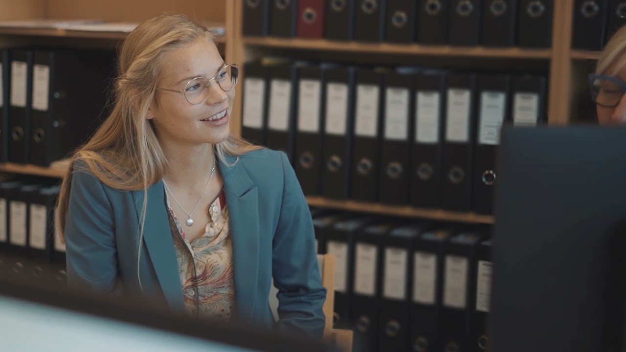 Mød Sofie - revisortrainee hos Martinsen Rådgivning & Revision