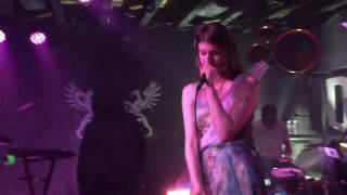 Lydia Ainsworth - I Can Feel It All - live at dc9