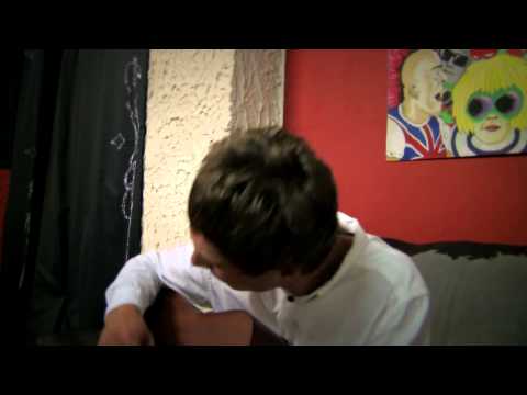 Soundspheremag TV: Twisted Wheel perform 'Bang Of The Beat' acoustic at The Duchess in York