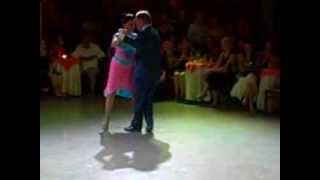 Sebastian Misse y Andrea Reyero @ Fruto Dulce milonga, 2014 Donato - Lagos "Sacale Punta"