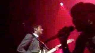 Mark Ronson & Santogold 'Pretty Green' LIVE in NYC