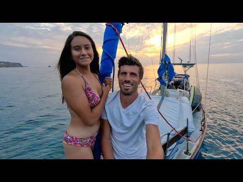 HER FIRST OVERNIGHT SAIL !