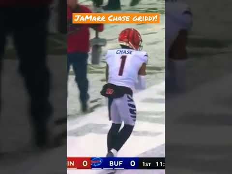 JaMarr Chase snow griddy in Buffalo!!!