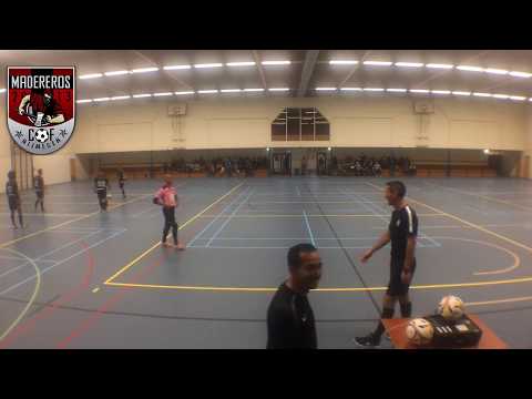 1ste helft Promotiewedstrijd 1ste divisie Madereros 1 - Groene Ster 2