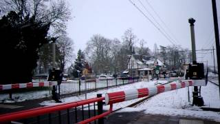 preview picture of video 'Dutch Railroad Crossing/ Level Crossing/ Bahnübergang/ Spoorwegovergang Meerssen'