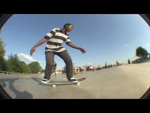 Sunday Skate Clip No. 27 - Shaun Currie