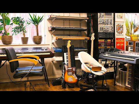 Recording Studio Tour around Resonance Studios with 350 keyboards, synths, samplers & drum machines