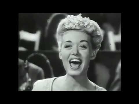 June Christy with Stan Kenton I'm Gonna Love The Guy 1945