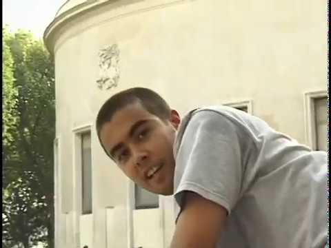 éS | Menikmati | DVD Extras | Hammers Edit