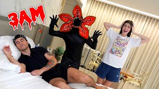 UM DEMOGORGON DE STRANGER THINGS APARECEU EM CASA!!