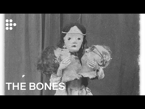 Los Huesos ( The Bones )