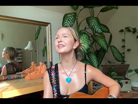 Stefani Kimber - Colour Me In (Live from my bedroom)