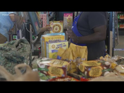 No federal food aid going out Nov. 1 amid government shutdown, Trump admin says