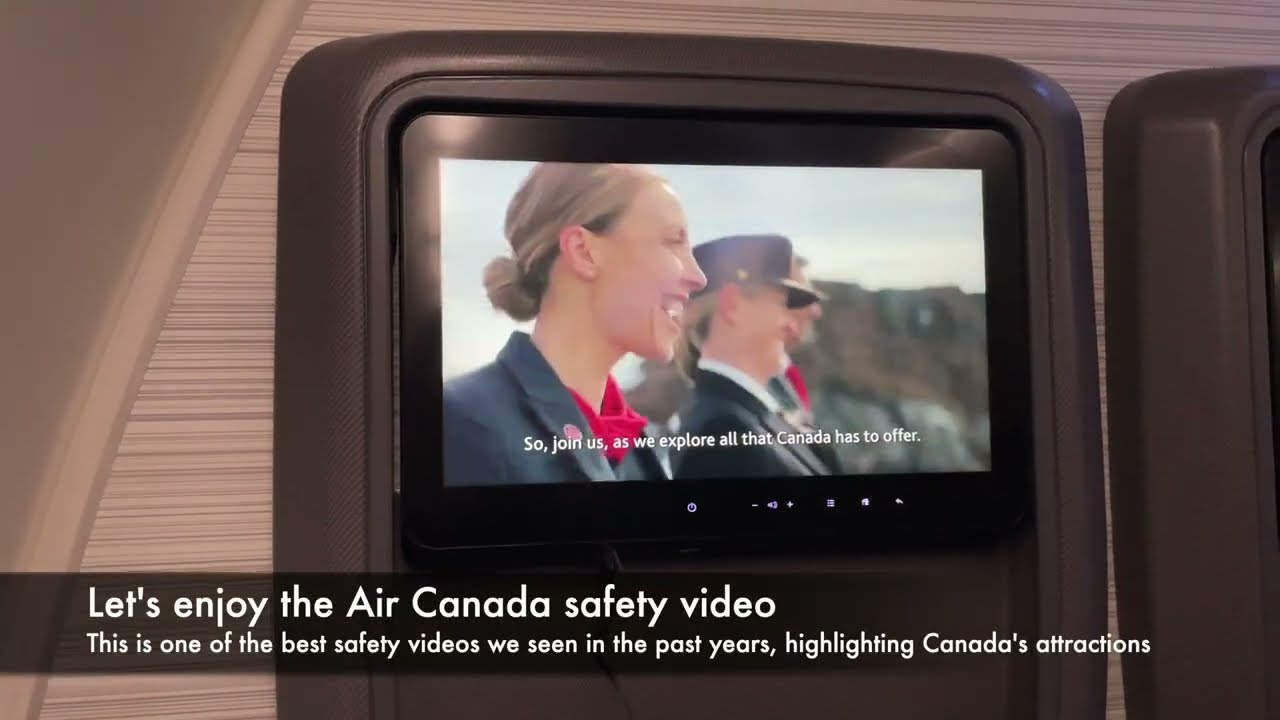 Air Canada Maple Leaf Lounge thumbnail