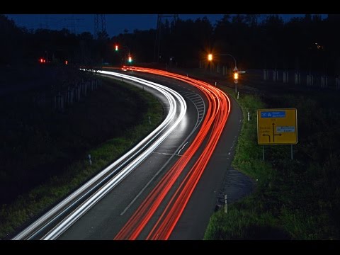LANGZEITBELICHTUNG BEI FAHRENDEN AUTOS - FOTOGRAFIE TIPPS