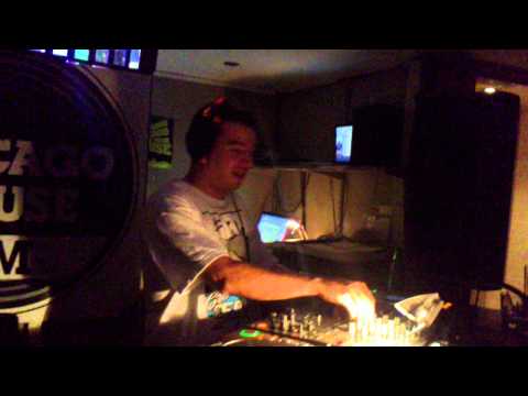 Phil Weeks @ Fiasco 03.09.2010 vid1