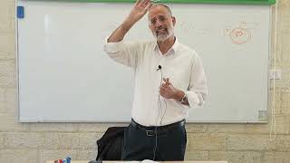 הרב יצחק זאגא  | אורות ישראל | פרק א פסקה ד חלק א (ישיבת ברכת יוסף - אלון מורה) - התמונה מוצגת ישירות מתוך אתר האינטרנט יוטיוב. זכויות היוצרים בתמונה שייכות ליוצרה. קישור קרדיט למקור התוכן נמצא בתוך דף הסרטון