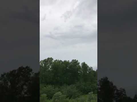image-What are straight line clouds called?