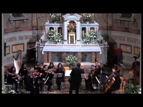 Benjamin Britten   Simple Symphony I, Boisterous Bourrée  Giancarlo Guarino conductor