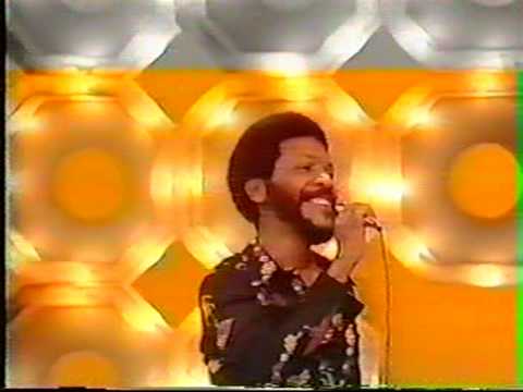MARTINHO DA VILA - TRIBO DOS CARAJÁS (GLOBO DE OURO 1975)