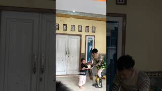 Download lagu Alikaa mau beli es cream? Di kasihh topengg bety mp3 Download lagu Alikaa mau beli es cream? Di kasihh topengg bety mp3