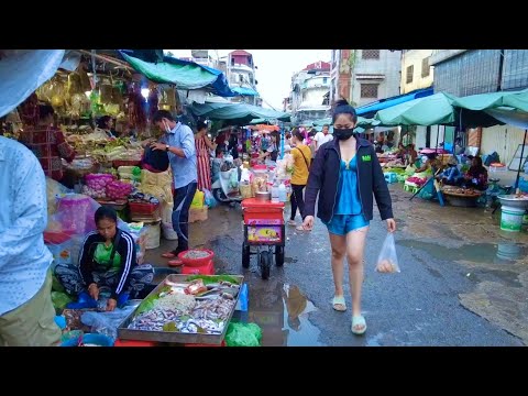 Exploring Traditional Market In Phnom Penh - Kandal Market Tour