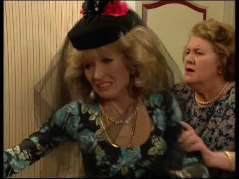 Keeping Up Appearances - Children In Need Special 1995