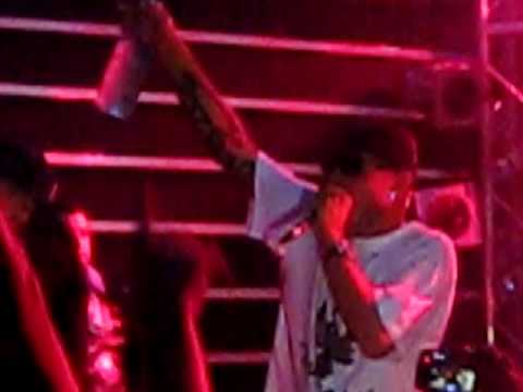 Club Dogo ft Nex Cassel - Sgrilla @ New Age (Treviso)