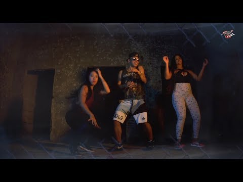 MC ELVIS - AGACHANDO - CLIPE OFICIAL