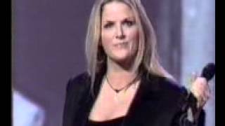 Trisha Yearwood - Crazy (Patsy Cline Cover - Live)