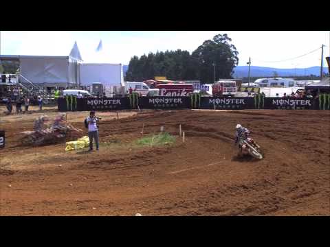 MXGP of Portugal 2013 - Nicholls overtakes Tixier - Motocross