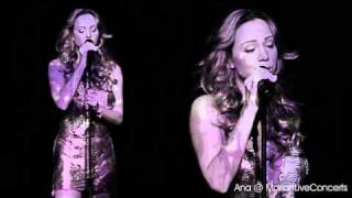 16 All I Want For Christmas Is You - Mariah Carey (live at Osaka)