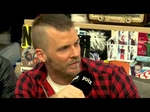 Living Room #12: Singende Männer sind sexy