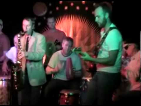 Bombanova gigs in Campbells Video.mp4