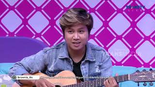 Download lagu TYOK SATRIO UDAH BANYAK MENULIS LAGU SEJAK MASIH SMA | BROWNIS (3/3/22) P2 mp3
