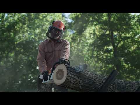 Stihl MS 251 Wood Boss 18 in. in Mazeppa, Minnesota - Video 2