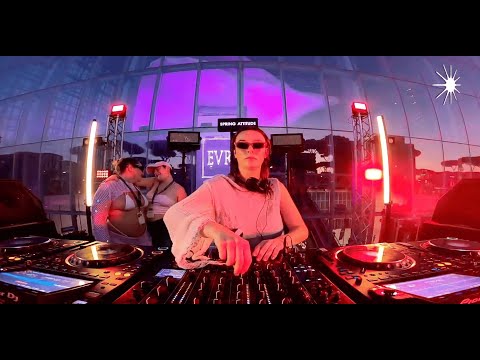 Strada, Lorenzo BITW, Mantis | ROUGH RADIO X SPRING ATTITUDE