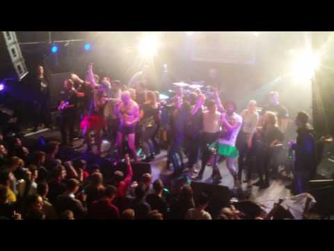 Nora zabava z D'Kwaseni Retasi na Prekmurski gibanici v Mariboru