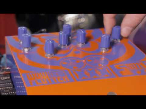 Snazzy FX WOW AND FLUTTER broken cassette tape emulator Delay pedalš± image 2